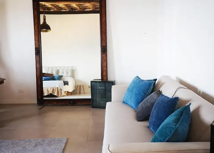 Ossuna Seaview Door Τραπάνι