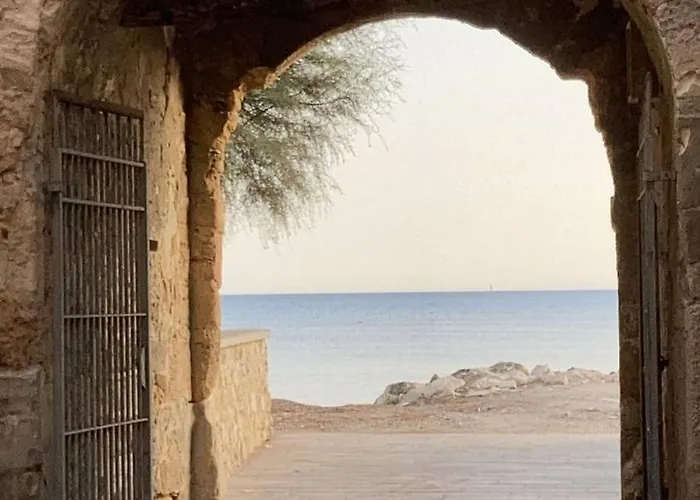 Ossuna Seaview Door